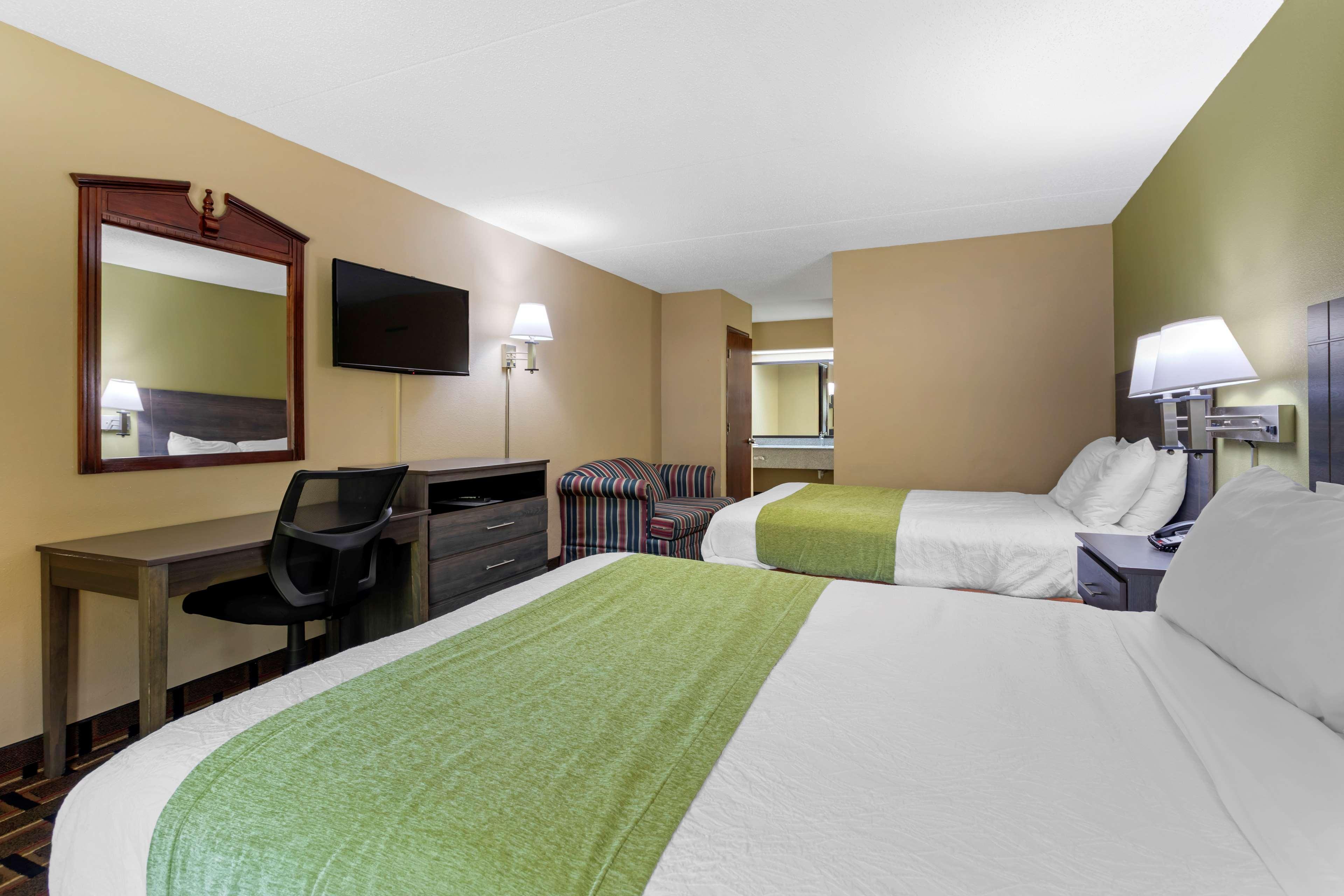Surestay Hotel By Best Western Lenoir City Exterior photo