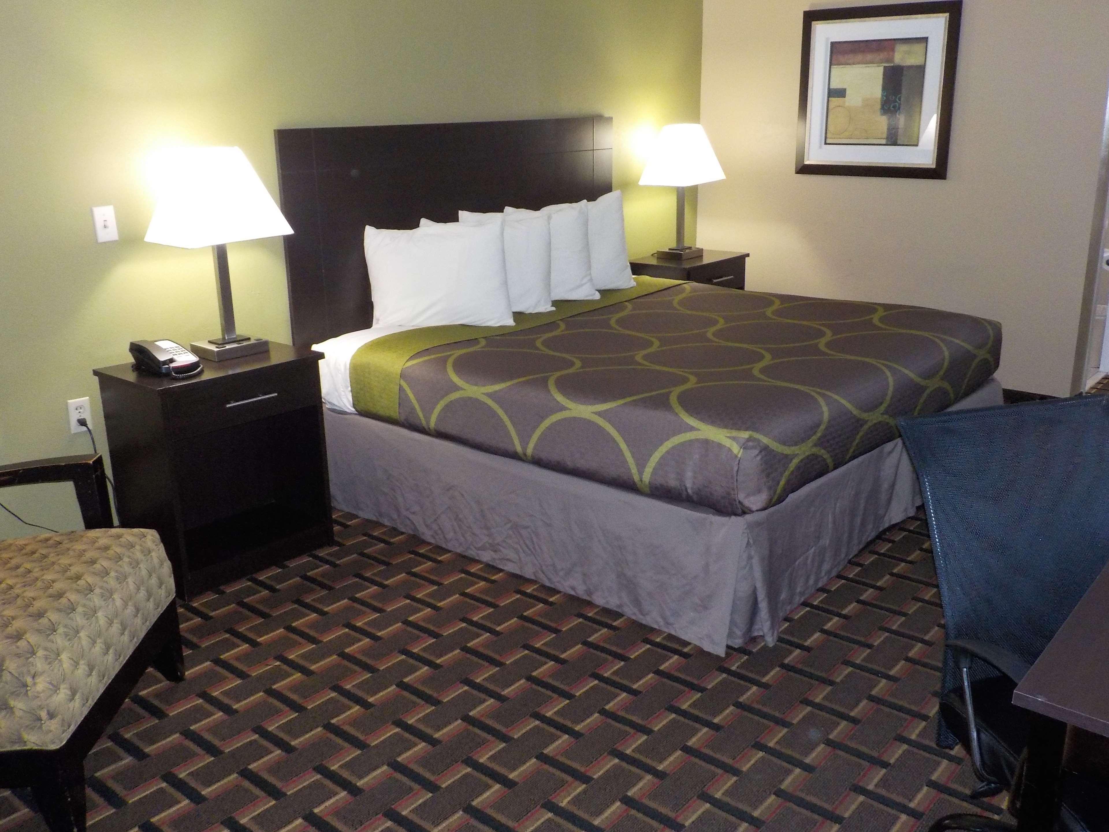 Surestay Hotel By Best Western Lenoir City Exterior photo