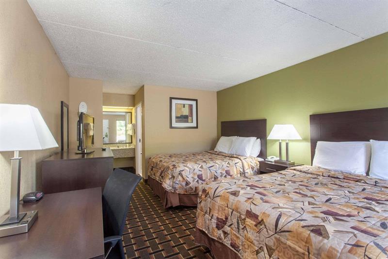 Surestay Hotel By Best Western Lenoir City Exterior photo